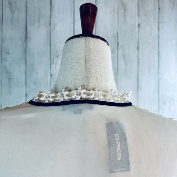 Express | Cream Lace Yoke Long Sleeve Blouse M NWT - Picture 10 of 14